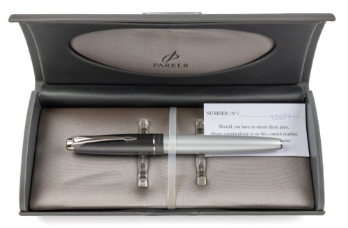 Parker 100 Opal Silver Fountain Pen Medium Nib