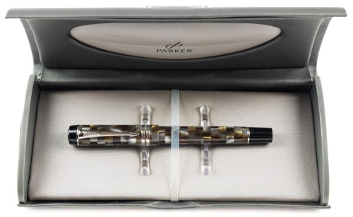 Parker Duofold Green Check Fountain Pen Medium Nib
