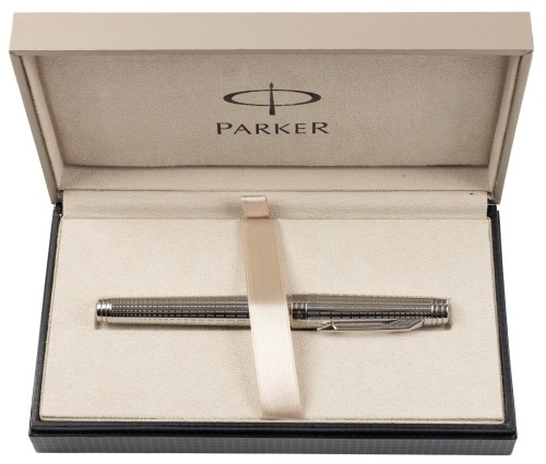 Parker Premier Deluxe Graduated Chiselling Silver Trim Fountain Pen Medium Nib