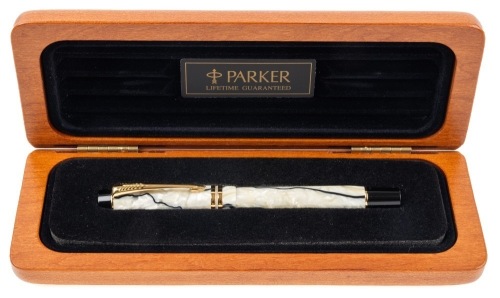 Parker Duofold Pearl and Black Fountain Pen Medium Nib
