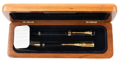Parker Duofold The World Memorial Fountain Pen Fine Nib & Ballpoint Pen&Acirc; Set