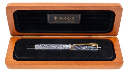Parker Duofold Grey Pearl Fountain Pen Medium Nib