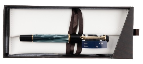 Pelikan M200 Green Marbled Fountain Pen Broad Gold Plated Steel Nib