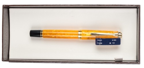 Pelikan M600 Vibrant Orange Fountain Pen Medium 14K Nib