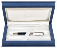 Pelikan M425 Green Fountain Pen Medium 18K Nib