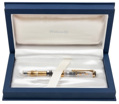 Pelikan Demonstrator M800 Clear Fountain Pen Medium 18K Nib