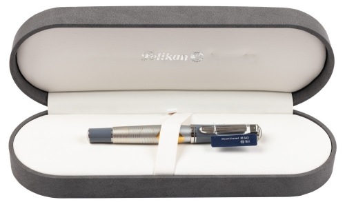 Pelikan M640 Beauties Of Nature Mount Everest Fountain Pen Medium 18K Nib