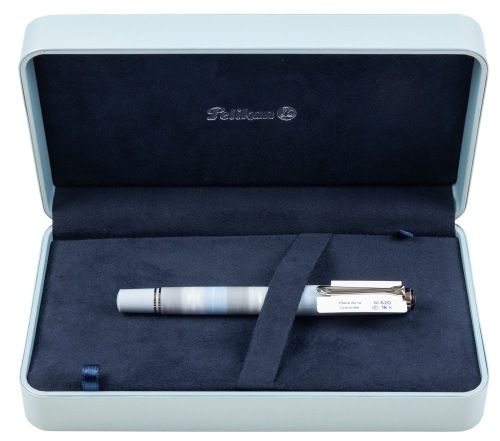 Pelikan M620 Grand Places Place De La Concorde Fountain Pen Fine 18K Nib