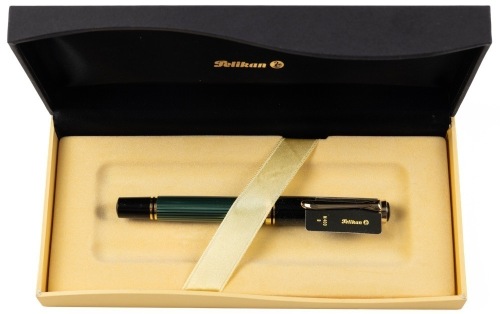 Pelikan M400 Green Striped Fountain Pen Broad 14K Nib