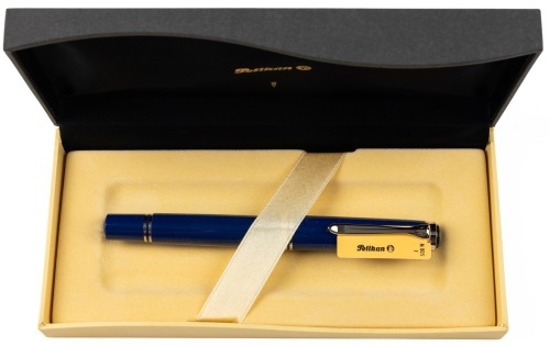 Pelikan M805 Dark Blue Fountain Pen Fine 18K Nib