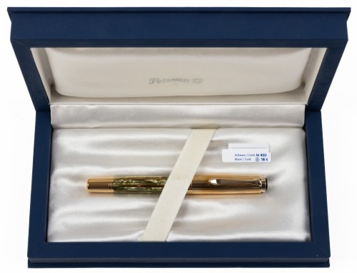 Pelikan M450 Tortoise Gold Fountain Pen Broad 18K Nib
