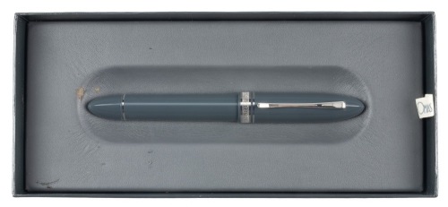 OMAS 360 Grey Silver Trim Fountain Pen Medium 18K Nib