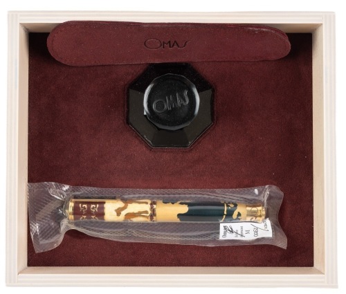 OMAS The Silk Way Limited Edition Fountain Pen Medium 18K Nib