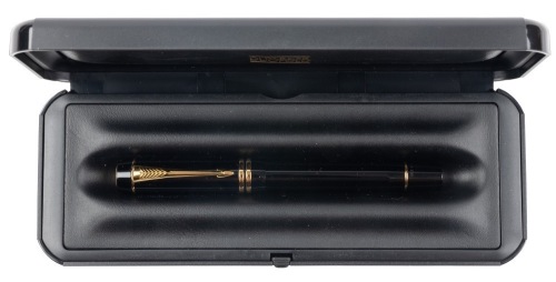 Parker Duofold Black Centennial Fountain Pen 88 Nib
