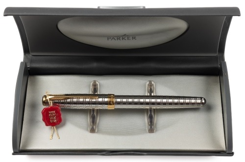 Parker Sonnet Tartan Gold Trim Fountain Pen Medium Nib