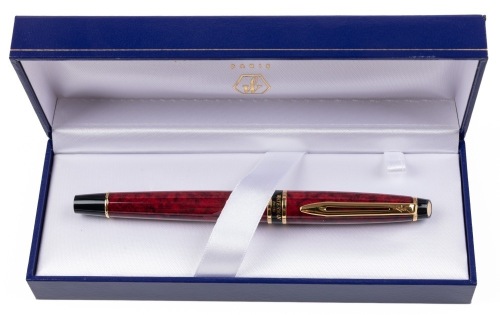 Waterman Expert II France Oriental Red Gold Trim Rollerball Pen