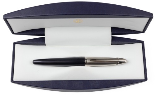 Waterman Edson Diamond Black&Acirc; Platinum Trim Fountain Pen Fine Nib