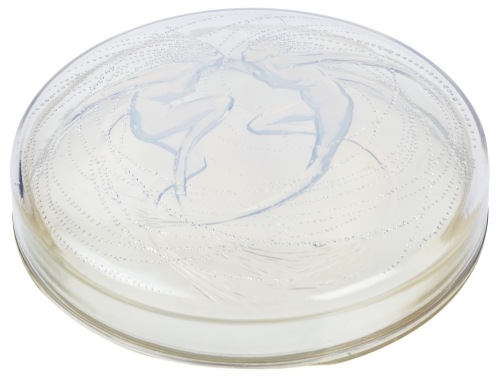 Rene Lalique Deux Sirenes Box with Exceptional Opalescent Figures, an Art Deco Triumph from 1921