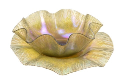 L. C. Tiffany Favrile Ruffled Bowl and Underplate in Iridescent Purple and and Magenta
