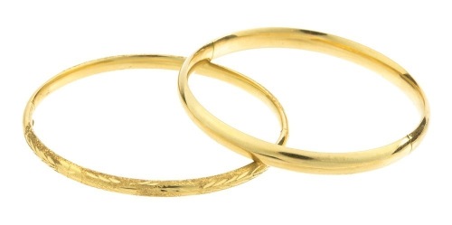 Pair of Ladies 14K Yellow Gold Hinged, Clasped Bangle Hoop Bracelets