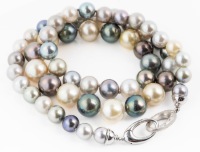 Ladies Multi-Colored South Sea Cultured Pearl Necklace with Pearls Graduating in Size and Color Tones. Beautiful