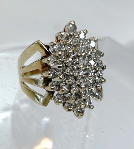 Ladies 14K Yellow Gold and Diamond Cluster Ring