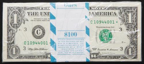 High Grade Group of Five $1 1999 FRN Star Packs