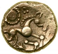 Britain. Celtic Coinage, Iceni. Early Freckenham type, c. 45-40 BC. Gold Stater (5.46 g). VF-EF - 2