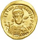 Justinian I, 527-565. Gold Solidus (4.46 g) minted at Constantinople. EF