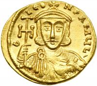 Constantine V, 741-775. Gold Solidus (4.45 g) minted at Constantinople. EF - 2