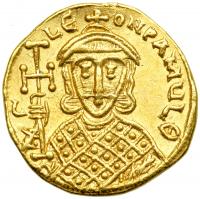 Constantine V, 741-775. Gold Solidus (4.41 g) minted at Constantinople. EF - 2