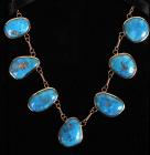 14 Carat Gold Necklace With Seven Pieces of Turquoise