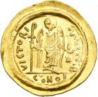 Justinian I, 527-565. Gold Solidus (4.51 g) minted at Ravenna. AU - 2