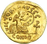 Justinian I, 527-565. Gold Semissis (2.21 g) minted at Constantinople. EF - 2