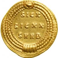 Constantine I, AD 307-337. Gold Aureus (5.38 g) minted at Heraclea, AD 315-318. EF - 2