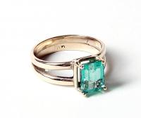 Lady's Emerald, 14K Yellow Gold Solitaire Ring - 2