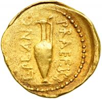 Julius Caesar, 49-44 BC. Gold Aureus (8.10g). Lifetime Issue, struck 45 BC. VF - 2