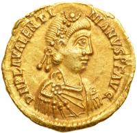 Valentinian III, AD 425-455. Gold Solidus (4.4g). Mint of Ravenna, AD 430-45. EF