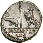 Pompey the Great. Silver Denarius (3.9 g), 48 BC.. EF - 2