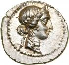 Julius Caesar. Silver Denarius (3.87 g), 48-47 BC.. MS