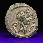 Julius Caesar. Silver Denarius (4.10 g), 40 BC.. AU