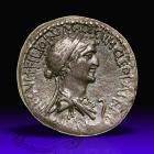 Mark Antony & Cleopatra VII. Silver Denarius (3.63 g), 34 BC.. EF - 2