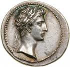 Augustus. Silver Denarius (3.87 g), 27 BC-AD 14.. EF