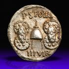 Augustus, with Divus Julius Caesar. Silver Denarius (3.7 g), 27 BC-AD 14.. EF - 2