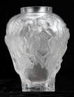 Limited Edition 1995 Hommage a Rene Lalique Vase