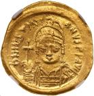 Justinian I. Gold Solidus (4.44g), AD 1 August 527-14 November 565