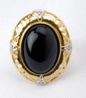 Lady's Onyx, Diamond, 14K Yellow Gold Ring