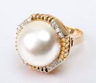 Lady's Mabe Pearl, Diamond, 14K Yellow Gold Ring