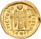 Justinian I. Gold Solidus (4.34 g), 527-565 EF - 2