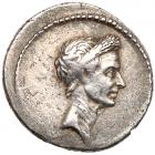 Julius Caesar. Silver Denarius (3.53 g), 40 BC